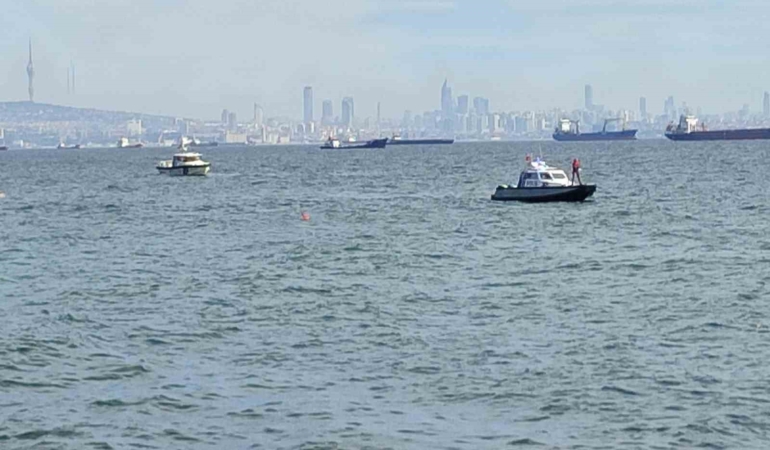 Zeytinburnu’nda denize giren çocuk kayboldu: Arama çalışmaları sürüyor