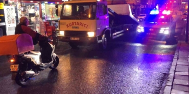 15 dakika arayla iki kez kaza yaptı: O anlar kamerada