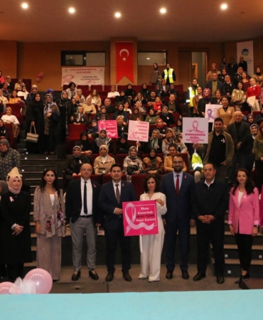 Kanserde erken teşhisin önemine dikkat çektiler