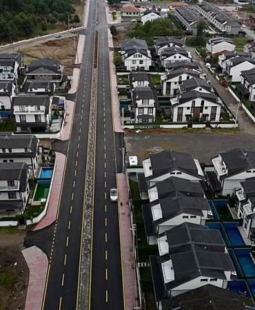 Kocaali Şehit Yılmaz Caddesi’nin çehresi değiştirildi