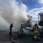 Kuzey Marmara Otoyolu’nda tekerleği patlayan tır alev aldı