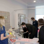 Lösemili çocuklara moral oldular