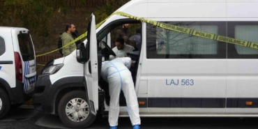 Pendik’te okul servisinde cinayet: Sevgilisini öldürüp kendi kafasına sıktı