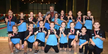 Yıldırım’ın altın kulaçlarından 153 madalya