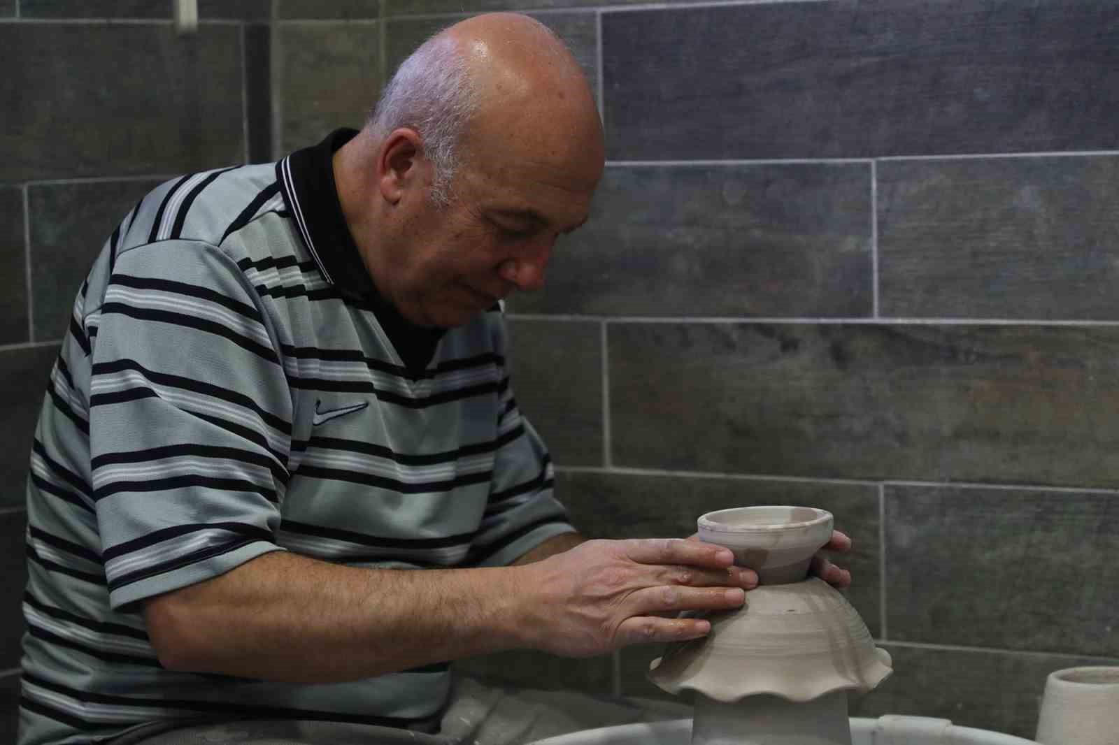 Geçmişin izlerini taşıyan eserler geleneksel sanatlarla gün yüzüne çıkıyor