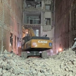 Güngören’de çöken binanın altında kalan işçiyi kurtarma çalışmaları 40 saattir sürüyor