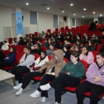 Kartal Belediyesi’nden lise öğrencilerine ilk yardım eğitimi