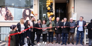 Sultangazi Belediyesi’nin meslek edindirme kursları bir hayali daha gerçekleştirdi