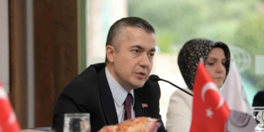 Esenyurt Belediyesi Başkan vekili Can Aksoy, muhtarlarla buluştu