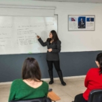 Esenyurt’ta Eğitimle güçlenen kadınlar bu kursta geleceklerine yön veriyor