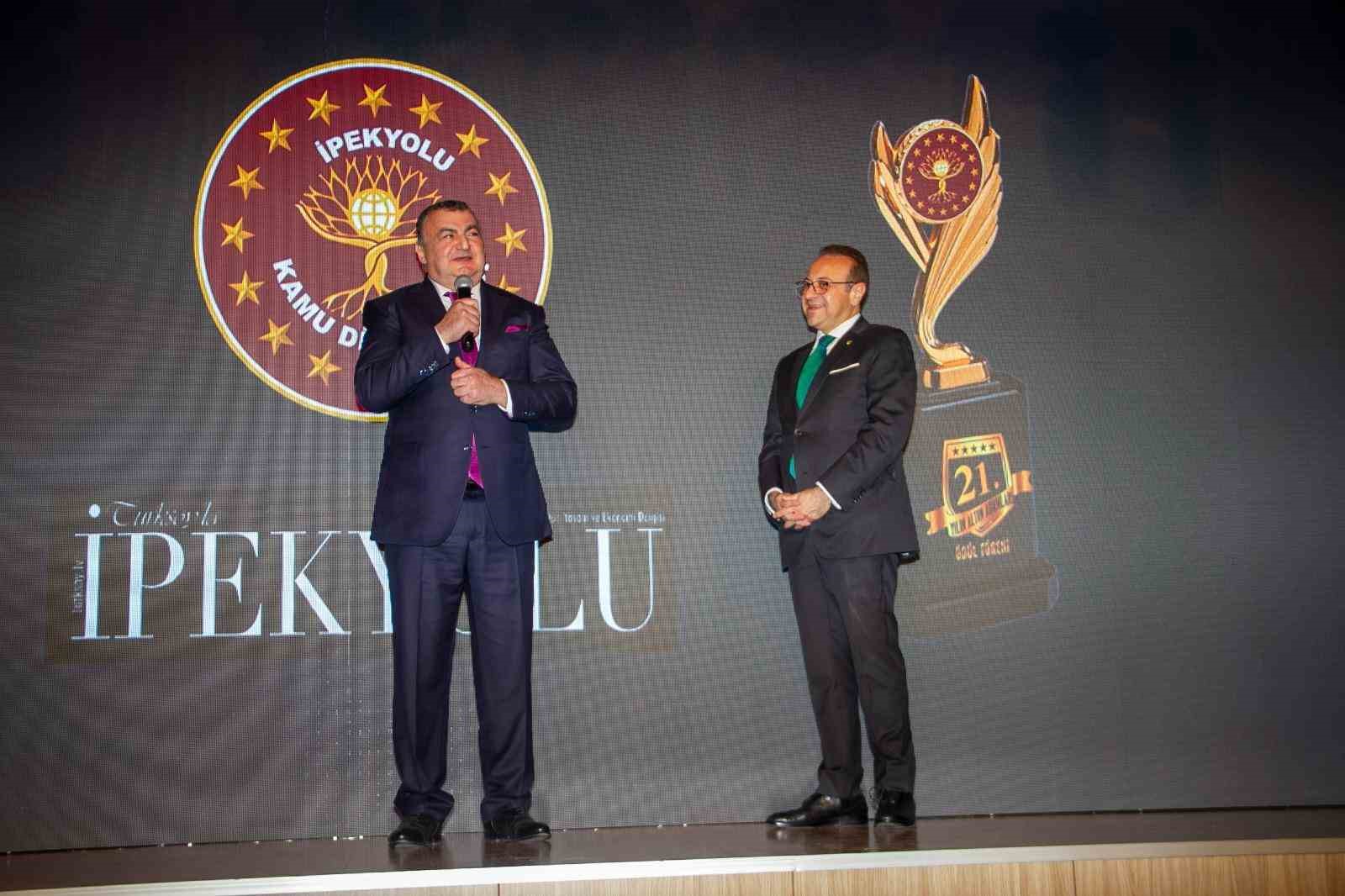 Kassanov’a anlamlı ödül