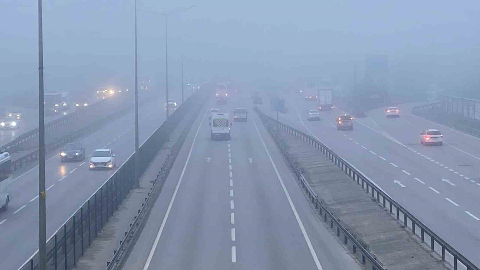 Kocaeli’de sis etkili oldu