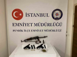 Pendik’te ruhsatsız silah operasyonu: 2 şüpheli yakalandı