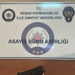 Keşan’da polisin üst arması yaptığı şüpheliden ruhsatsız tabanca ele geçirildi
