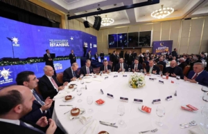 Cumhurbaşkanı Erdoğan: "CHP yönetimi belediye soyguncularını aklayan bir aparata dönüşmüştür"