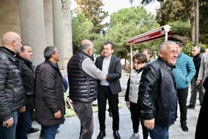 Silivri Belediye Başkanı Balcıoğlu, bayram namazını Piri Mehmet Paşa Camii’nde Kıldı