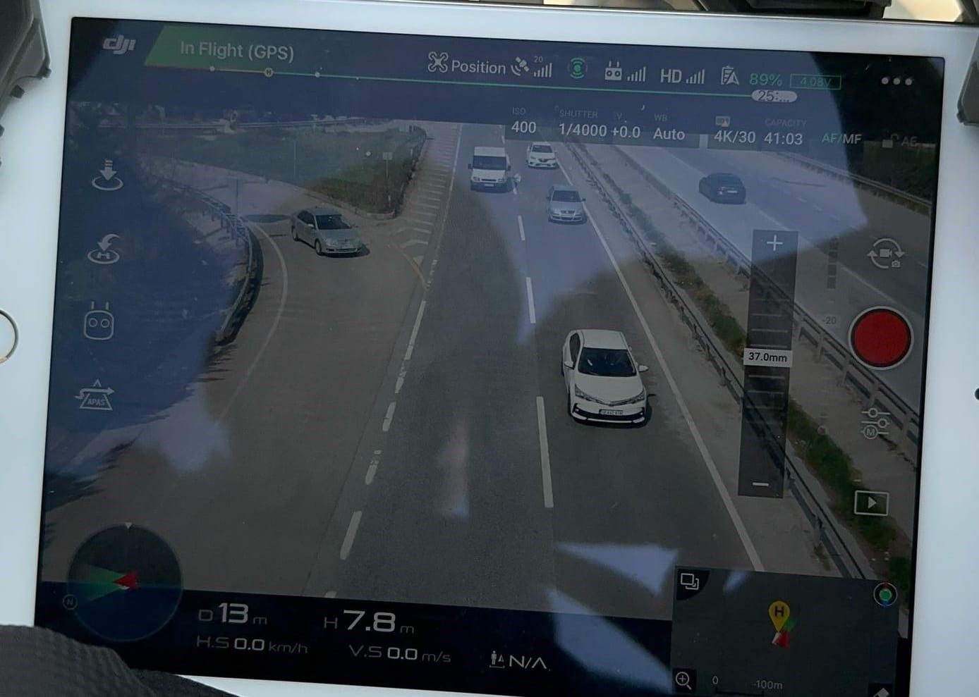 D-100’de dronlu denetim: 1 saatte 50 araca 54 bin lira ceza