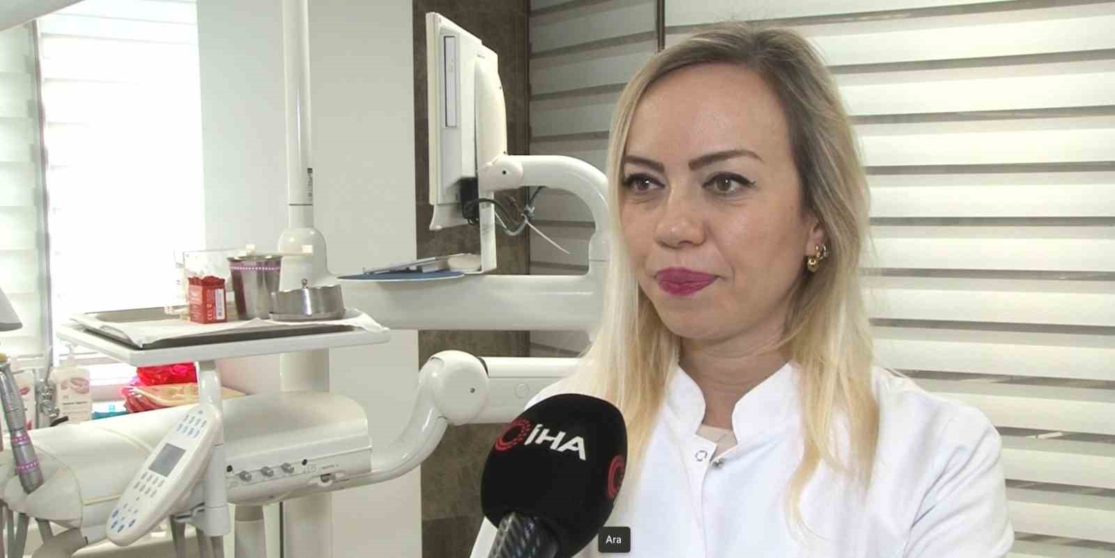 Ramazanda ağız bakım uyarısı: "Alkollü gargaradan uzak durun"