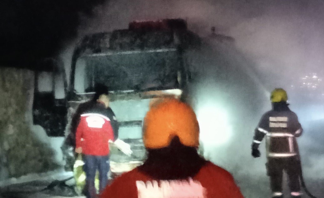 Bandırma-Çanakkale karayolunda tır kupasında yangın çıktı