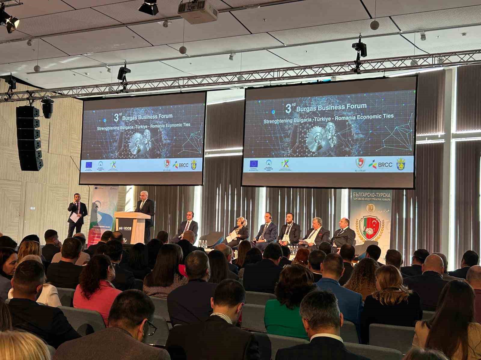 Türkiye, Bulgaristan ve Romanya iş dünyası Burgaz’da işbirliğini konuştu