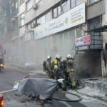 Bayrampaşa’da iplikçide korkutan yangın