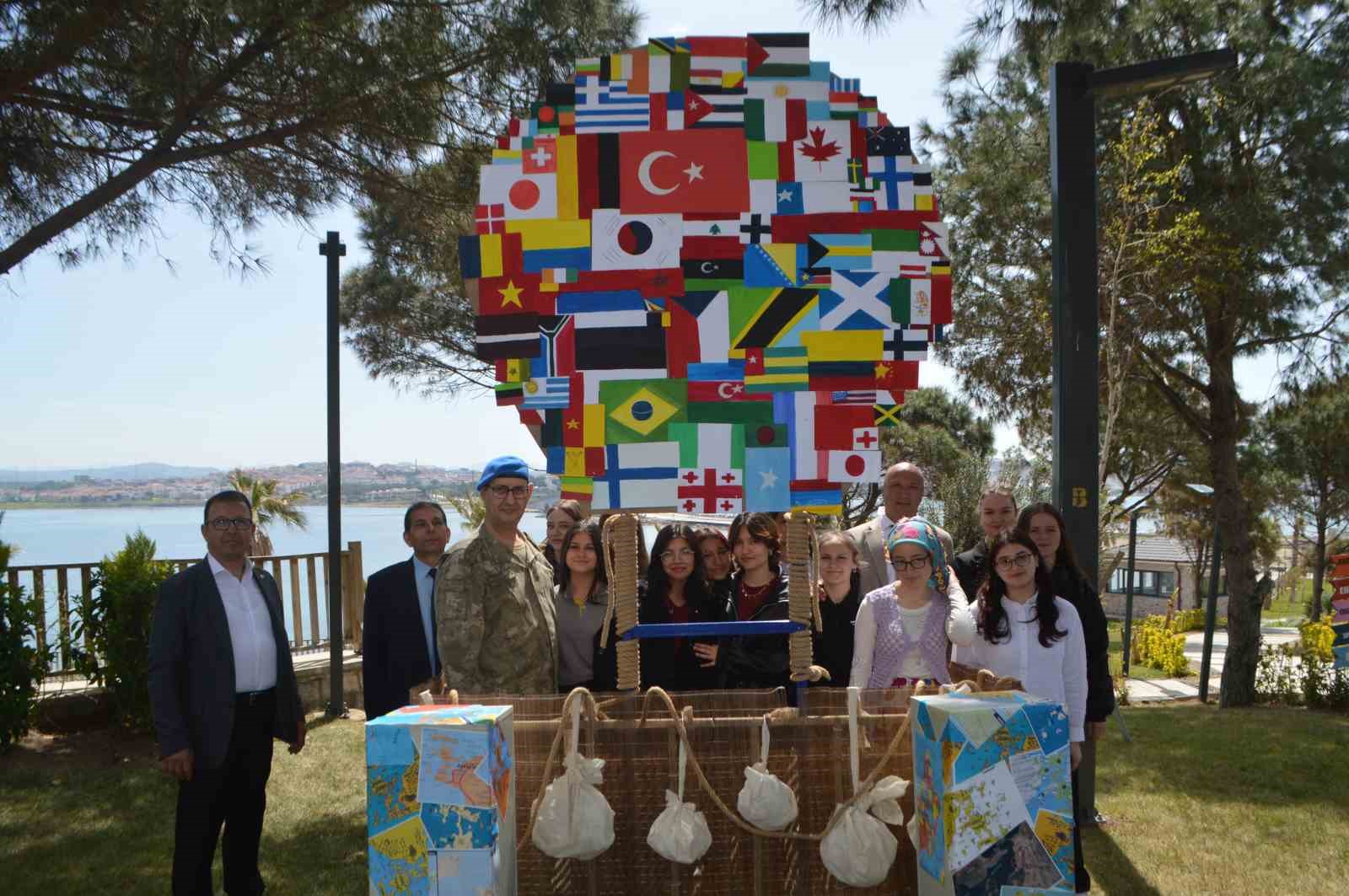 Ayvalık’ta Turizm Haftası turizm öğrencilerinin etkinlikleriyle kutlandı