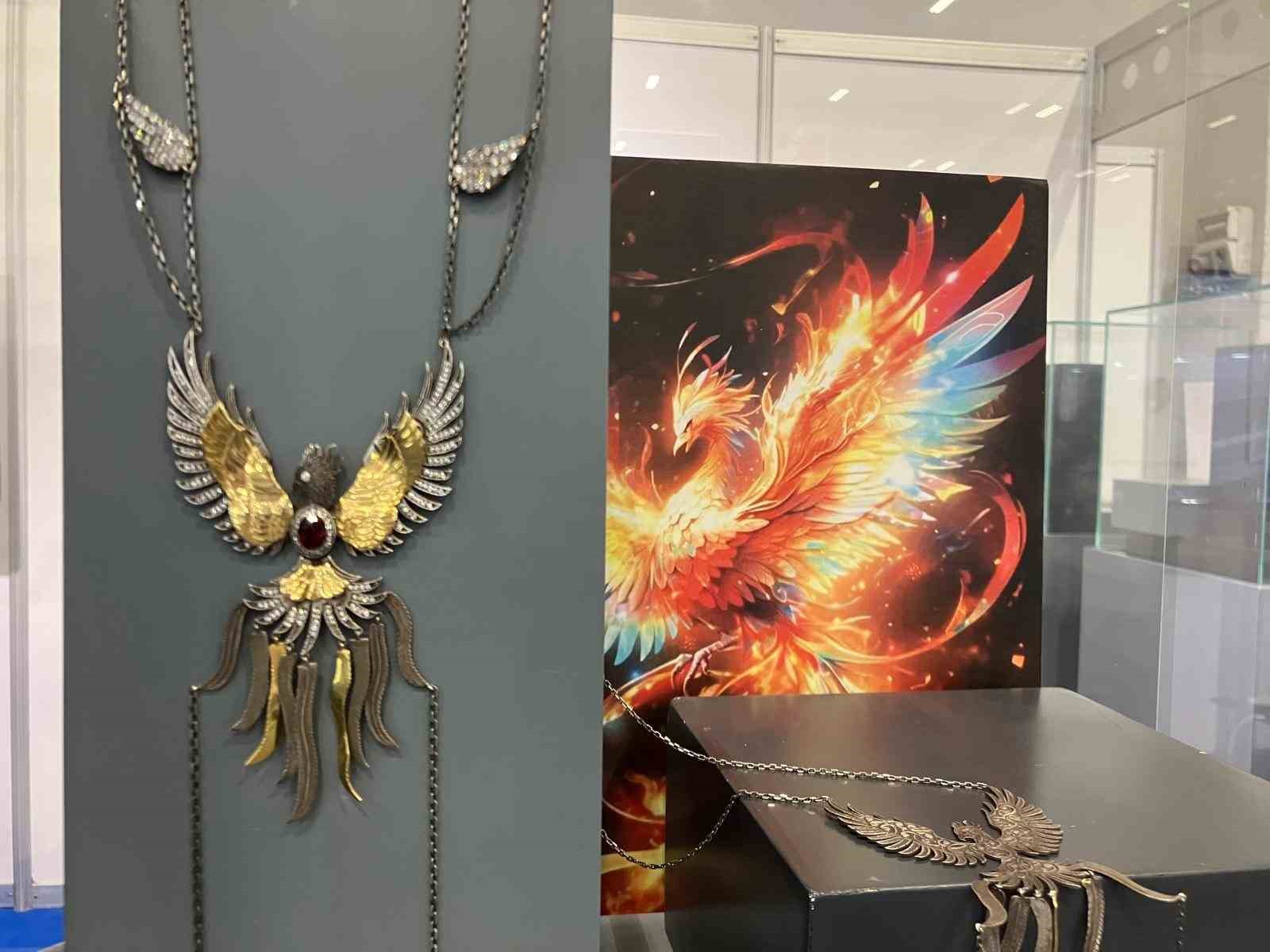 İstanbul Jewelry Show’da öğrencilerin tasarımları stantları süsledi