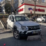 Polisten kaçtı, kaza yapınca yakalandı: O anlar kamerada