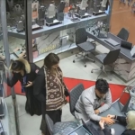 Ümraniye’de kuyumcuda hırsızlık anı kamerada