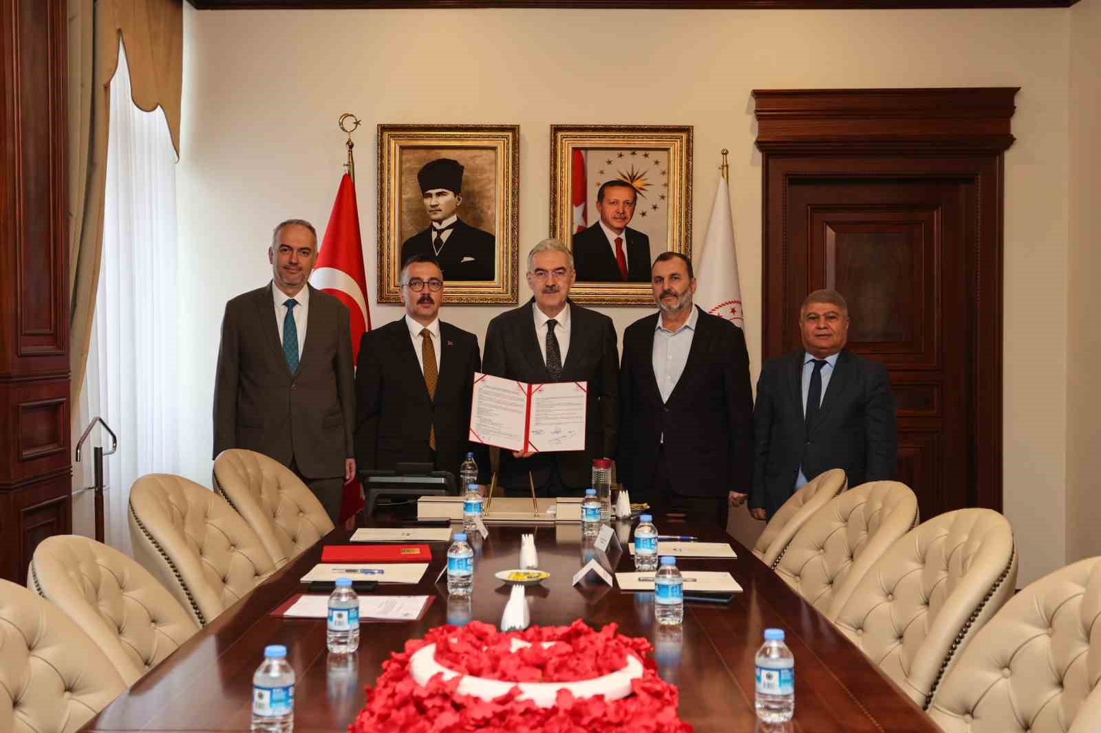 İnegöl’e Yeni Aile Sağlığı Merkezi