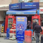 Bakırköy’de tekel bayiye gelen hırsız bir şişe içkiyi çalıp kaçtı