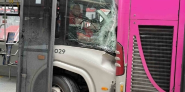 Beylikdüzü’nde metrobüs kazası: 1 kişi hayatını kaybetti, 20 kişi yaralandı