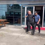 Marmaray’da çocuklarının yanında babayı darbeden şahıs adliyeye sevk edildi