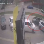 El freni çekilmeyi unutulan araç kazaya böyle karıştı