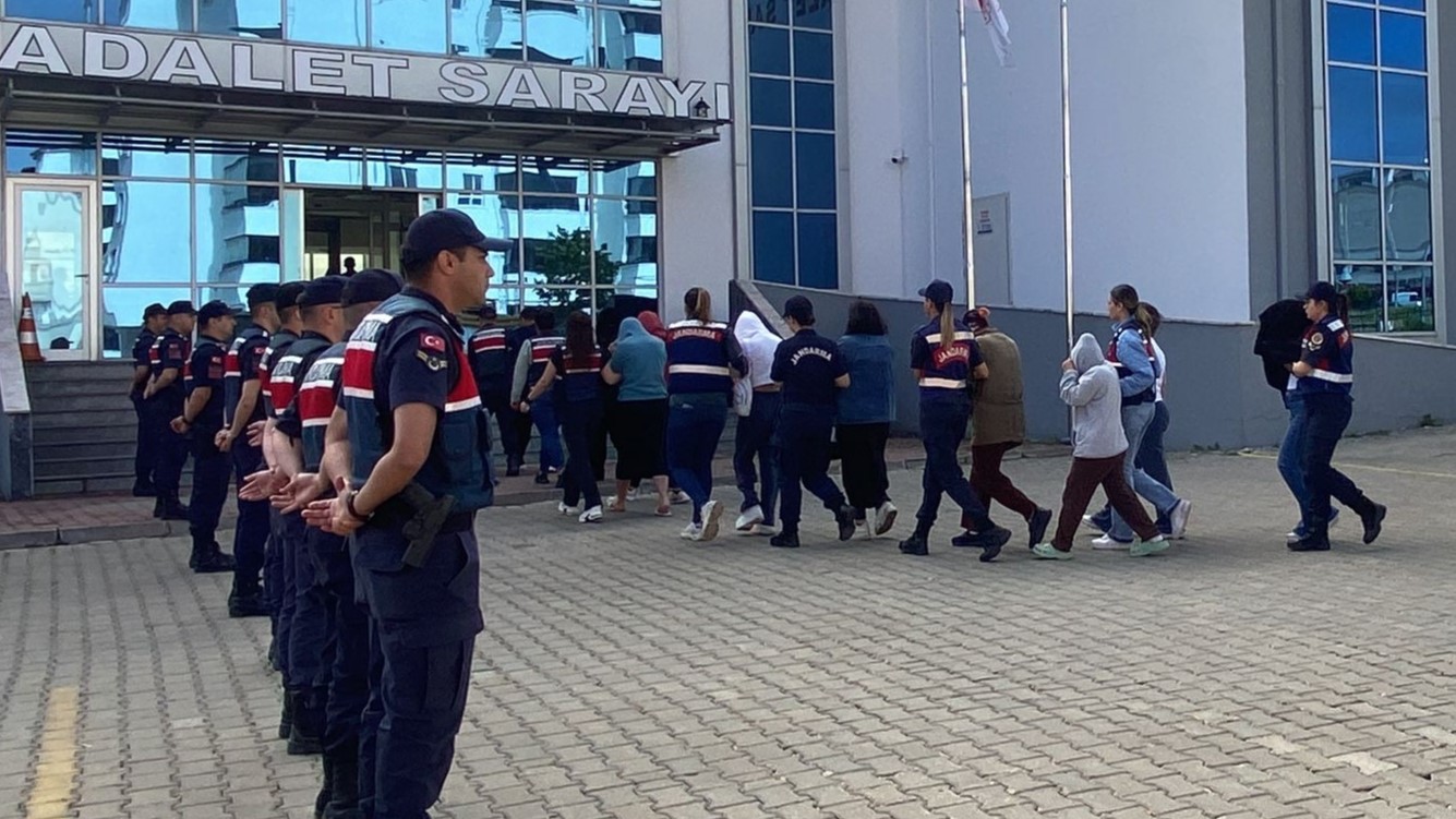 Fuhuş operasyonunda 12 kadın kurtarıldı, 10 şüpheli gözaltına alındı