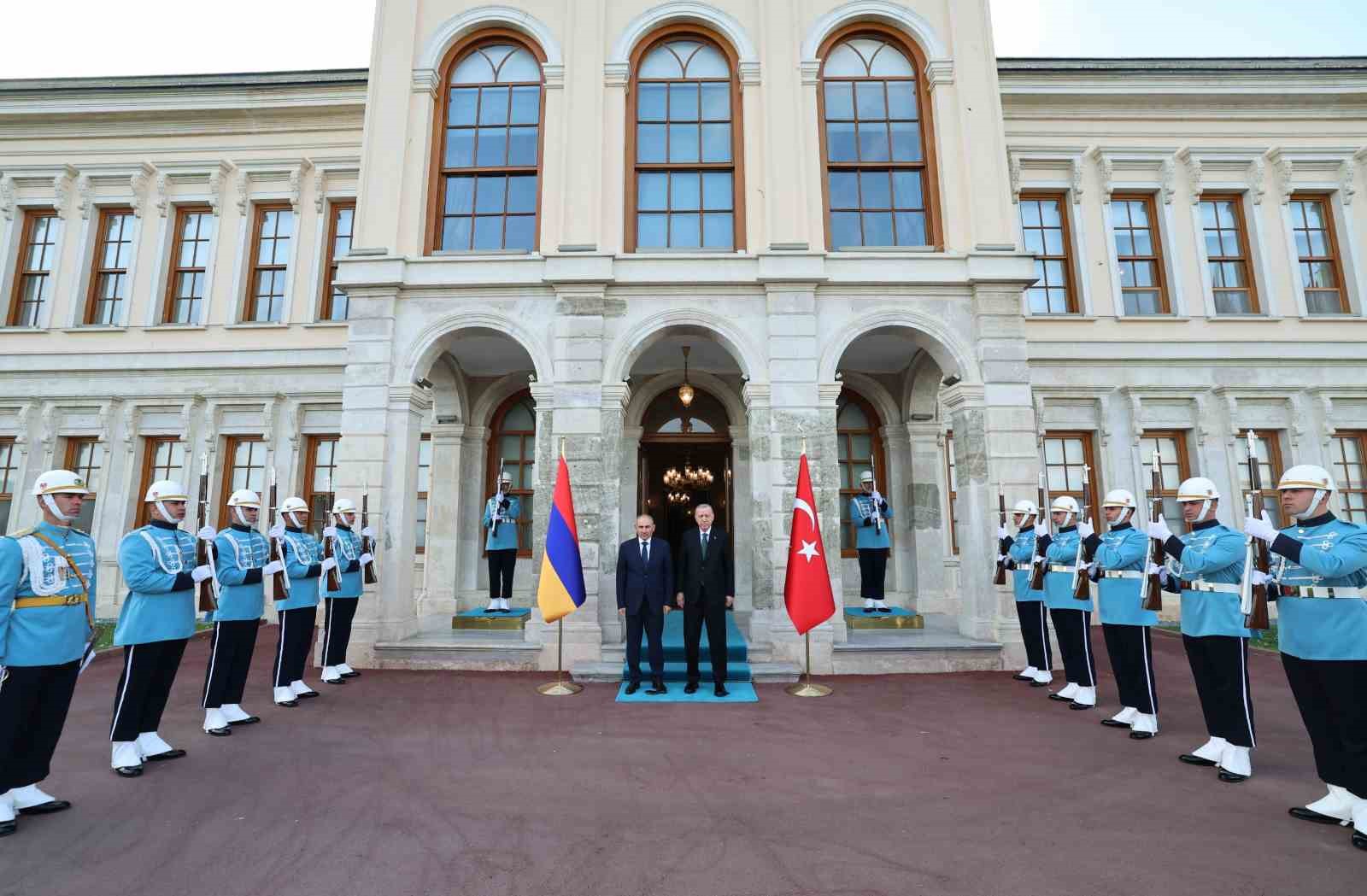 Cumhurbaşkanı Erdoğan, Ermenistan Başbakanı Paşinyan’ı kabul etti