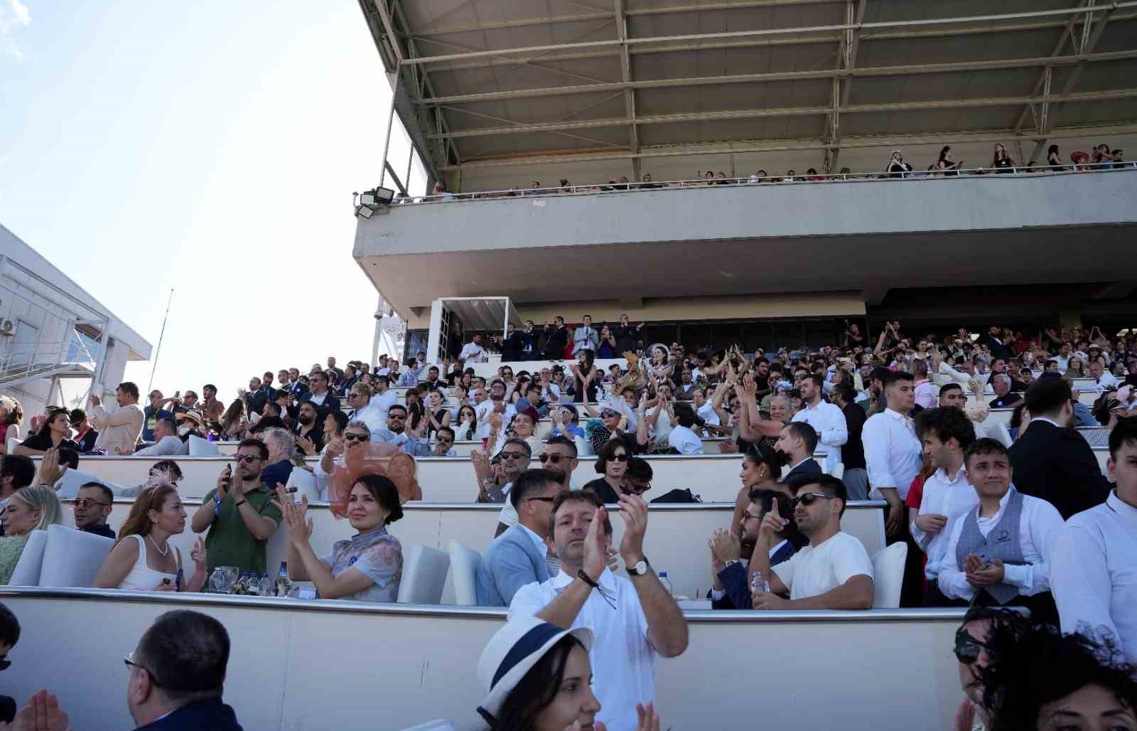 Gazi’de zafer Cutha’nın