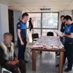 Dilencinin üzerinden 20 bin TL çıktı, zabıta bile şaştı kaldı