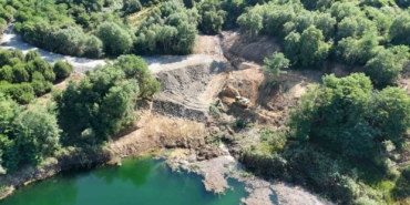 İBB Arnavutköy’de doğal gölü "hafriyat döküm alanı" ilan etti