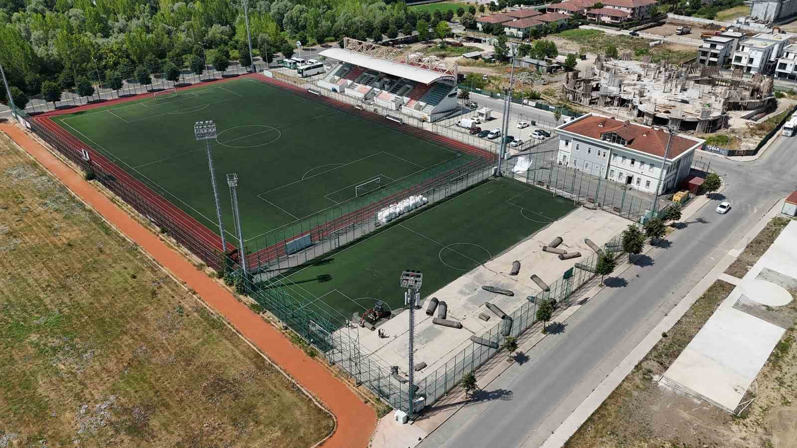 Sakarya’nın en büyük futbol tesisi yenileniyor