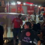 Bayrampaşa’da alkollü sürücünün kullandığı araç kamyonete çarptı: 3 yaralı