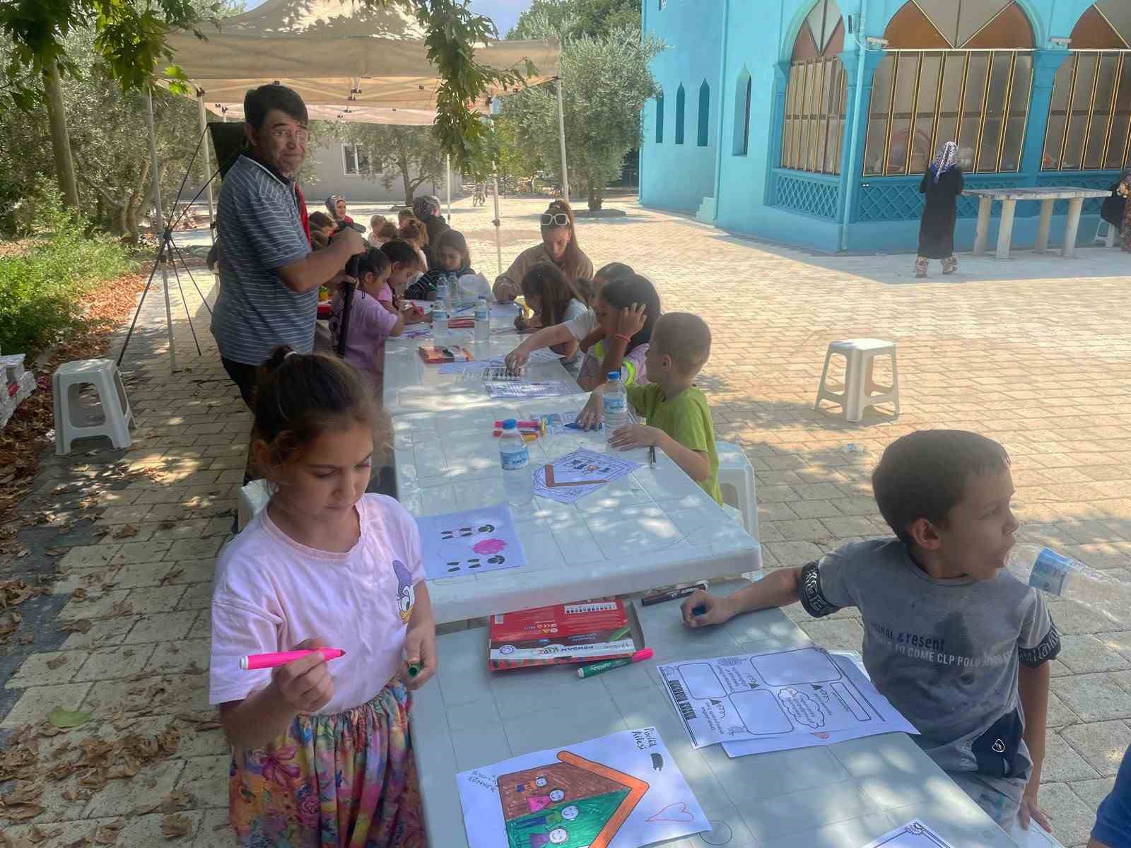 Bursalı çocuklar "gri" rengi sevmedi