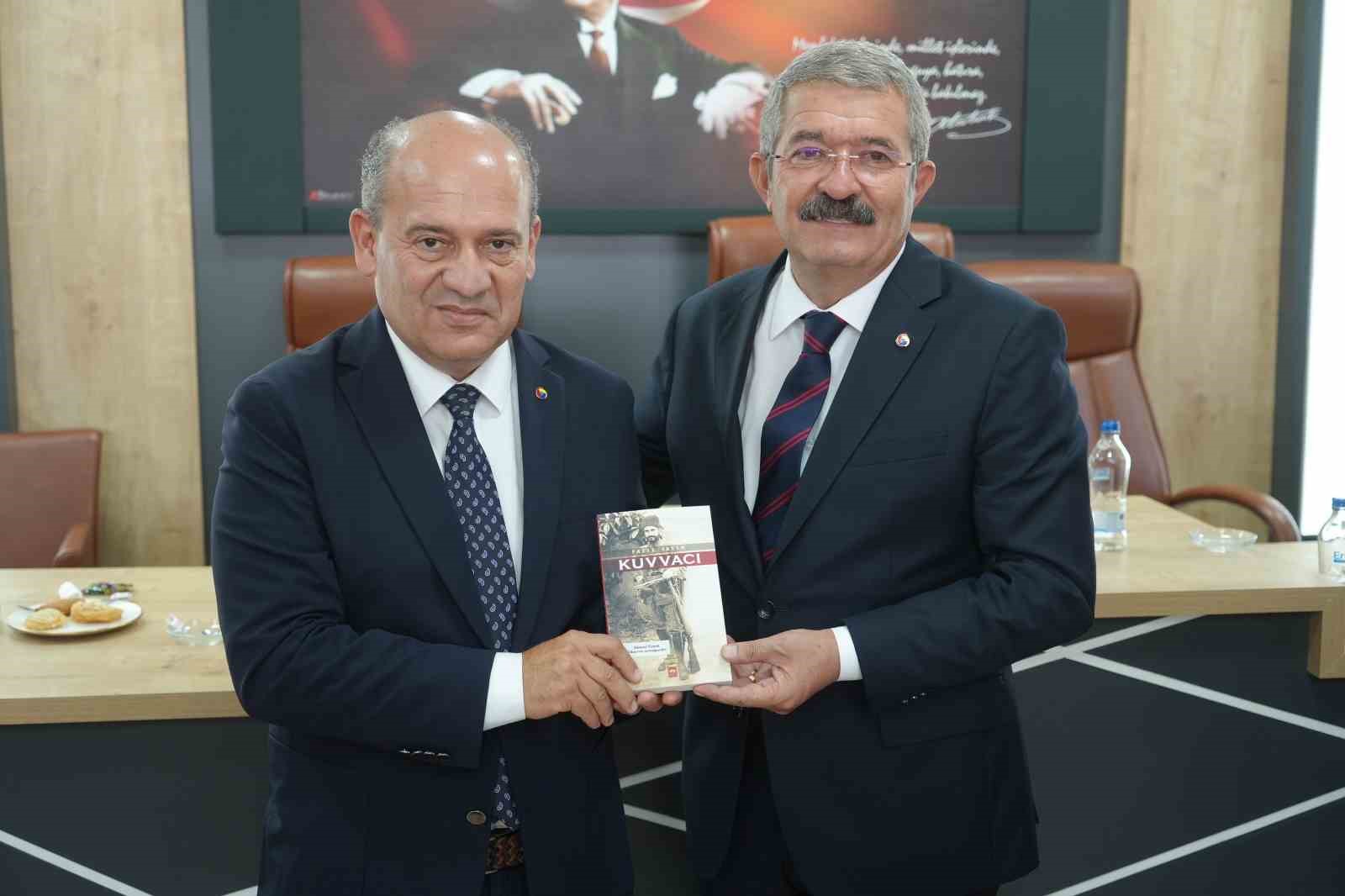 Van Edremit ile Balıkesir Edremit arasında hava yolu ile dostluk ve barış köprüsü kurulmak isteniyor