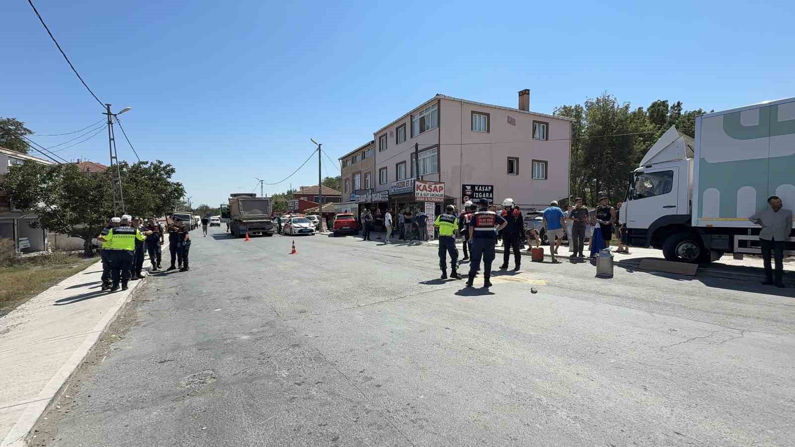 Hafriyat kamyonunun çarptığı adam hayatını kaybetti