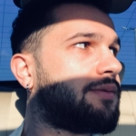 Kontrolünü kaybettiği motosikletten düştü, kaldırıldığı hastanede vefat etti