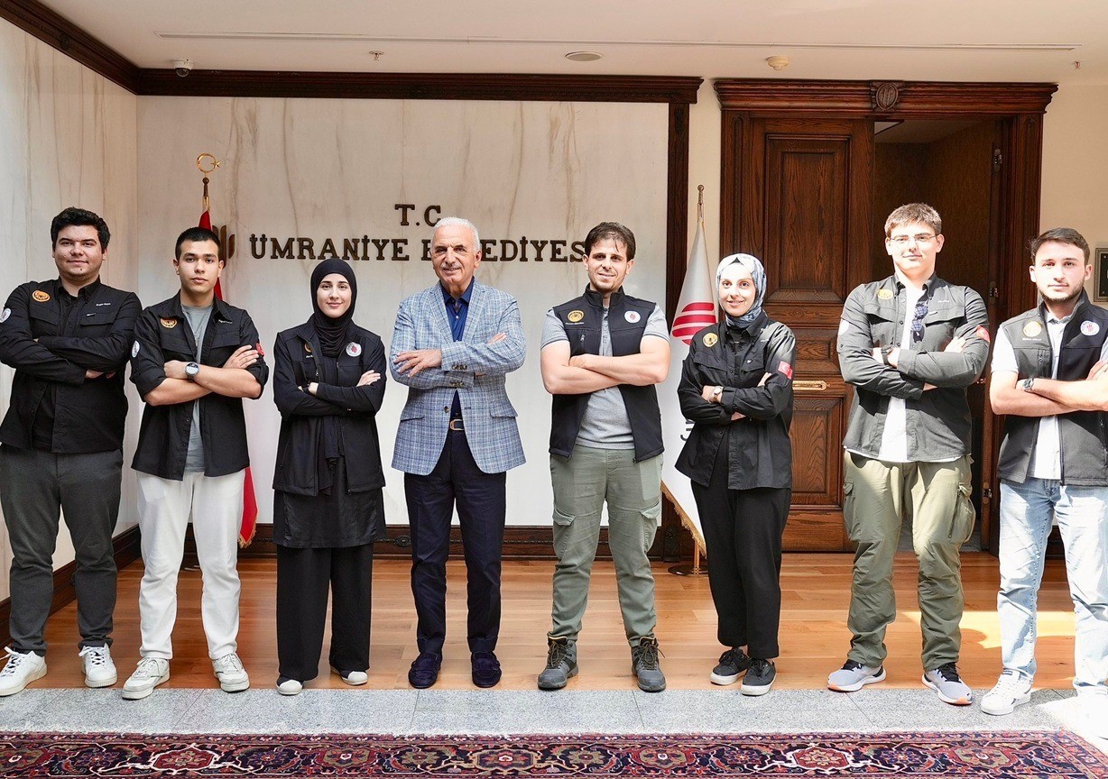 Ümraniye Bilim Merkezi Ankebut Takımı’na TEKNOFEST’ten "Takım Ruhu" ödülü