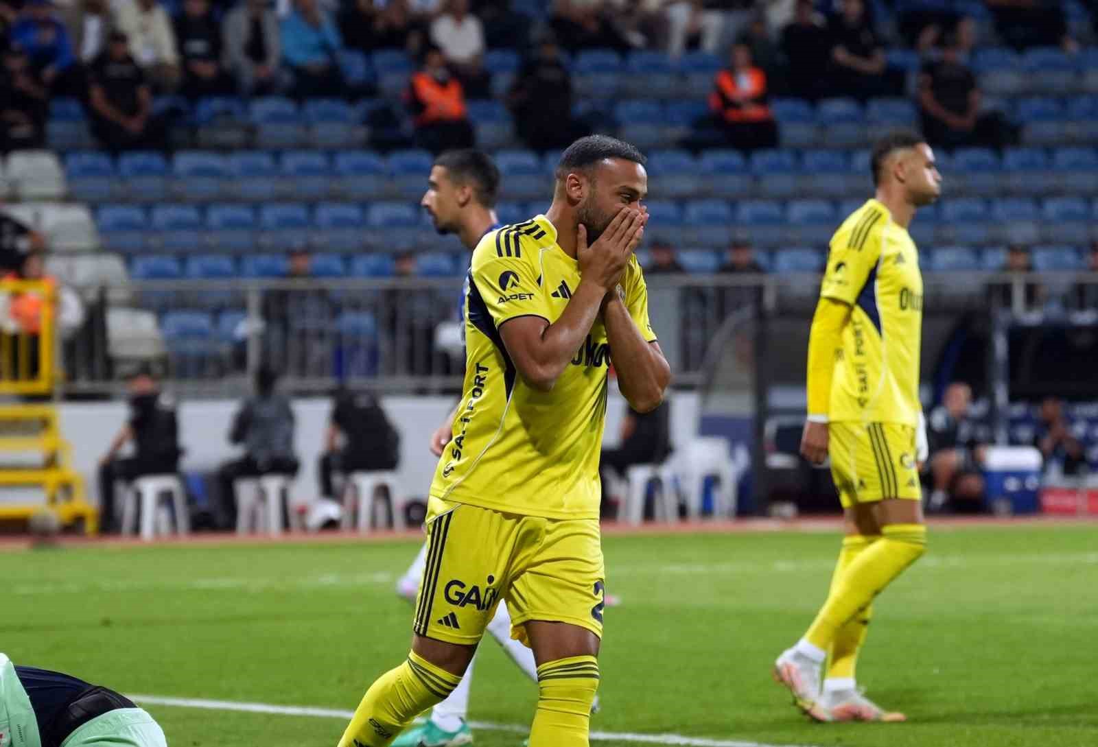 Fenerbahçe’de puan kayıpları devam ediyor