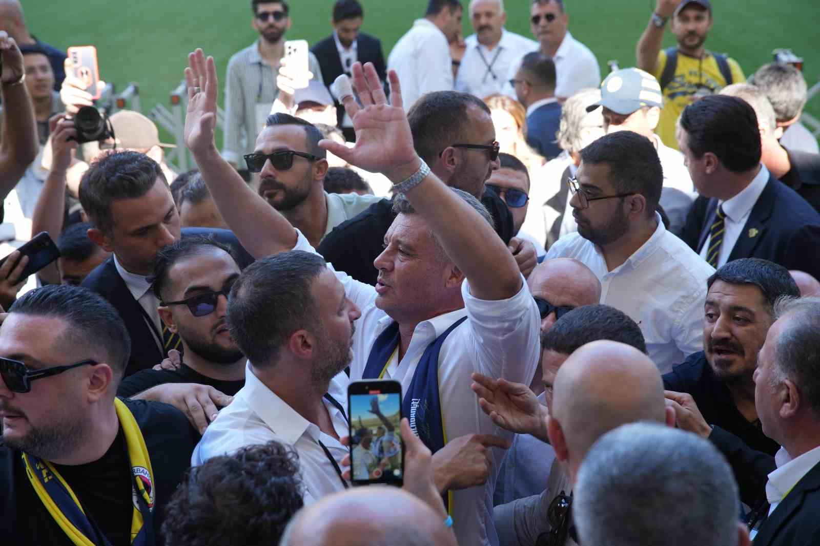 Sadettin Saran: "Biz bu birliği sağlarsak bundan sonra düşmanlarımız düşünsün"