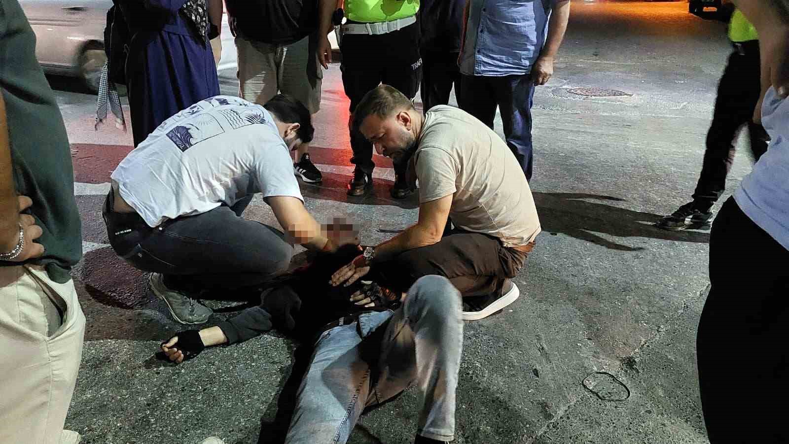 Trafikten men motosiklet ile kazaya karışan genç yaralandı