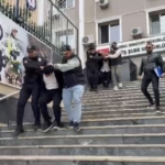 Gaziosmanpaşa’da kuyumcuyu darp edip 1 kilo altın ve 300 bin lirayı çaldılar: 5 şüpheli Kars’ta yakalandı